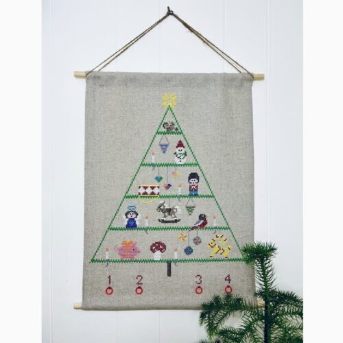 Broderikit adventskalender korssting pompstitch