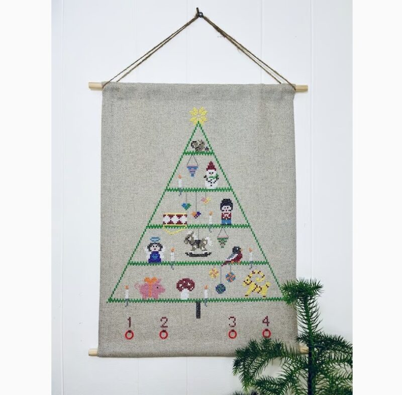 Broderikit adventskalender korssting pompstitch